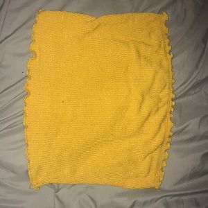 Yellow ruffles tube top